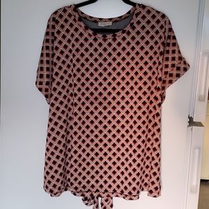 2XL Emelia Geometric Tee